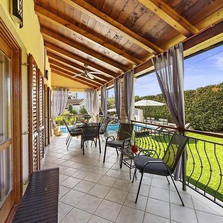 Mia & Iva For 6 2 People Near With Private Pool & Kids Playground - Pet Friendly * Poreč